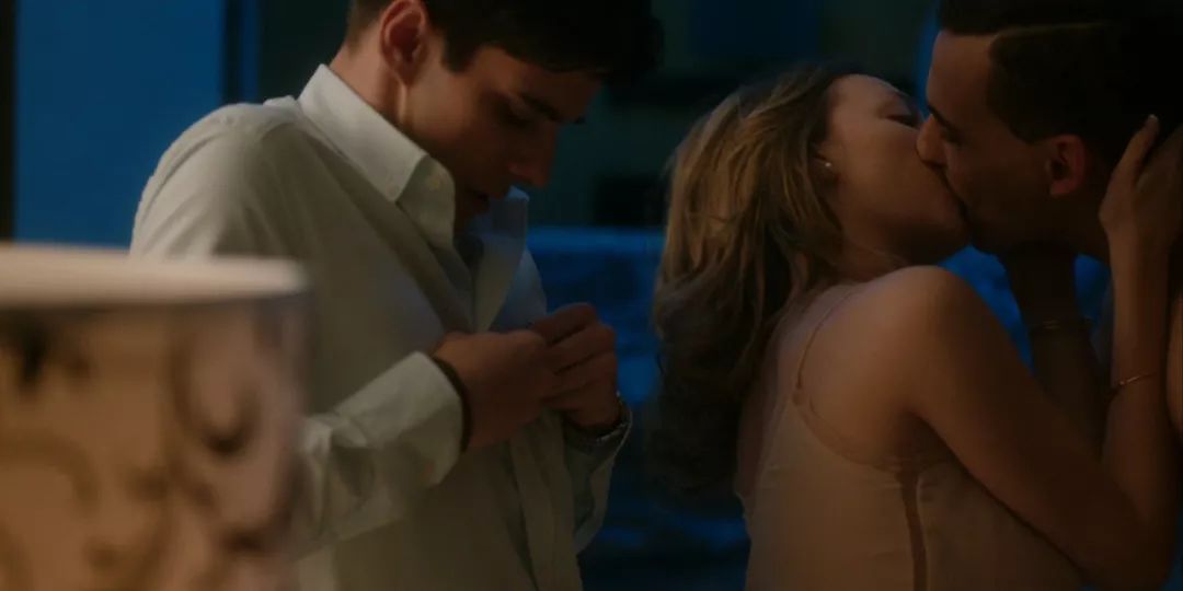 一口气看8集，这部大尺度校园青春剧也太刺激了！